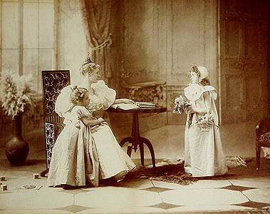Baker's Art Gallery (Columbus, Ohio): Mother and Daughters. Mammoth plate albumen print, 16 x 20 inches, 1896